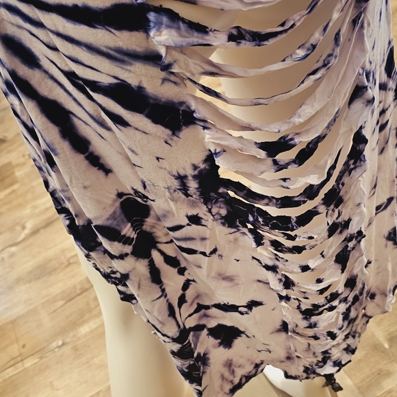 KATHMANDU Blue Wht Stretchy Rayon Hi Lo Sharkbite Layering Top/Dress OS NWT - Picture 2 of 7